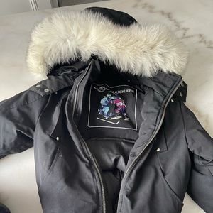 Kids moose knuckle bomber